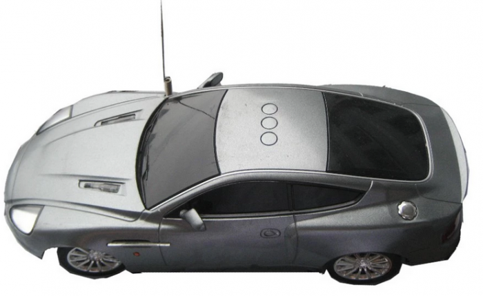 Toy car
